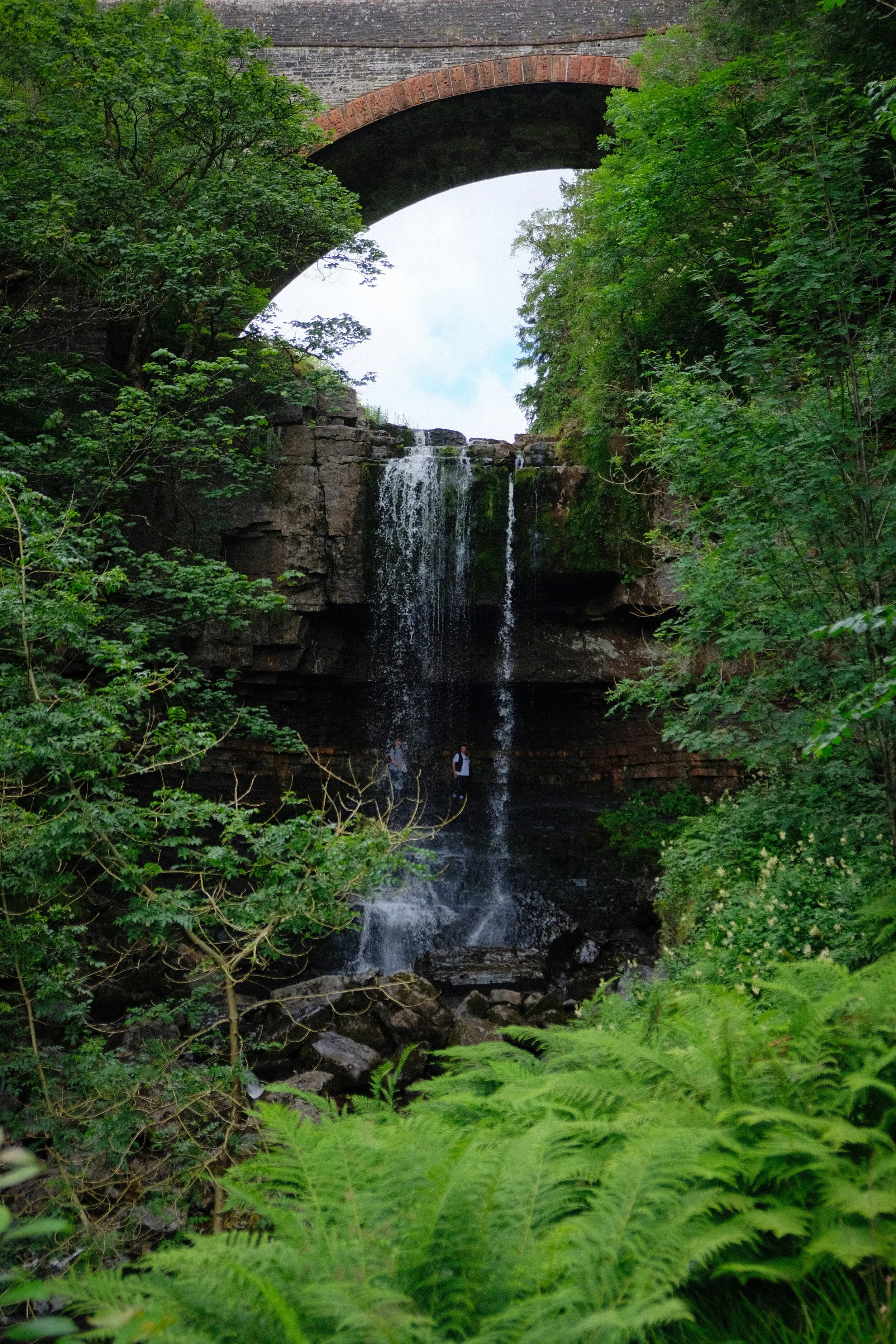 The waterfall is beautifully framed by the gorge it’s set in and the bridge above it.
