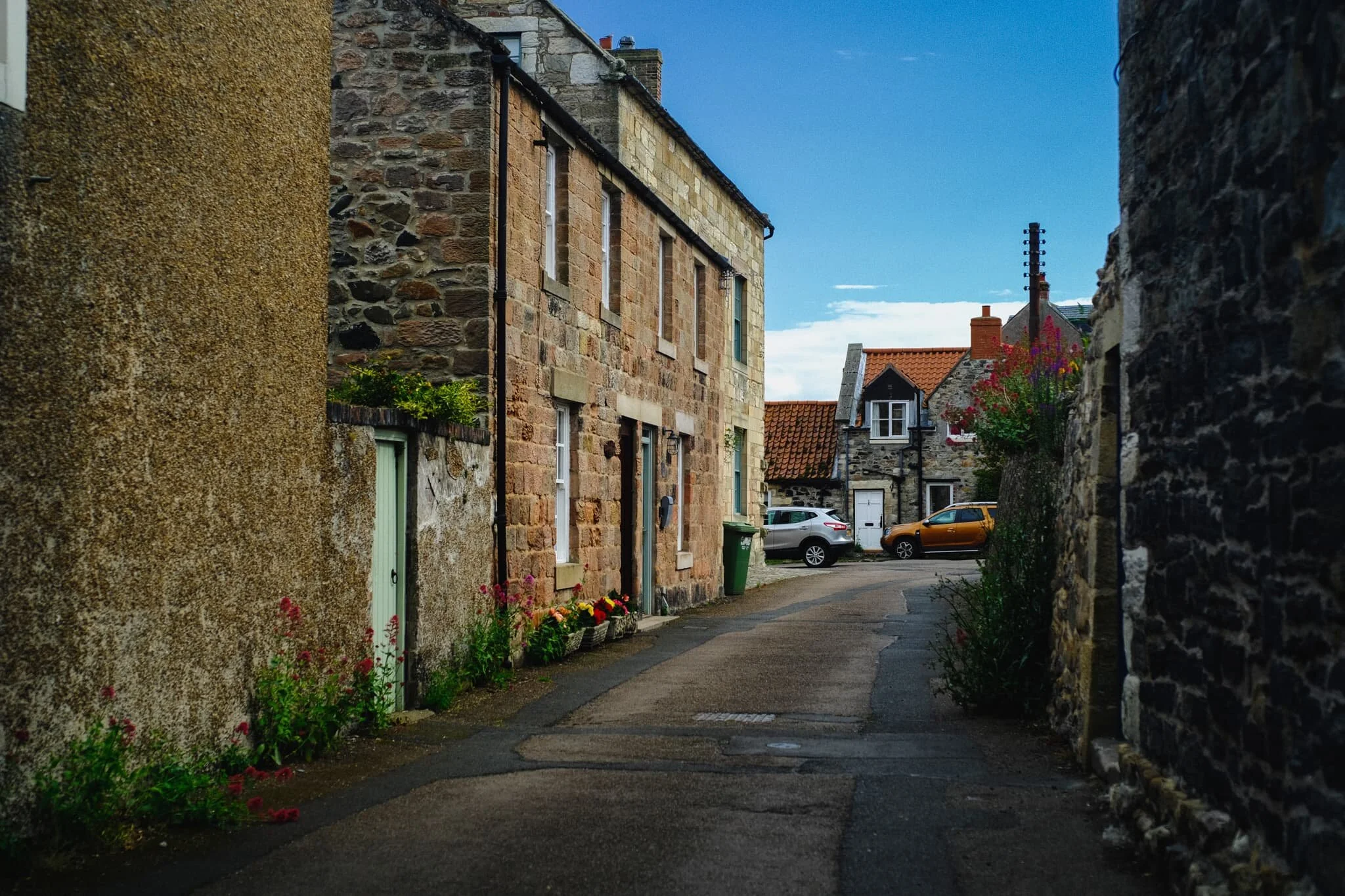At this point of the day we realised that conditions were much better on the coast of Northumberland than we had anticipated. Deciding to keep in the theme of history, we checked tide times and crossed the tidal causeway to the Holy Island of Lindisfarne.