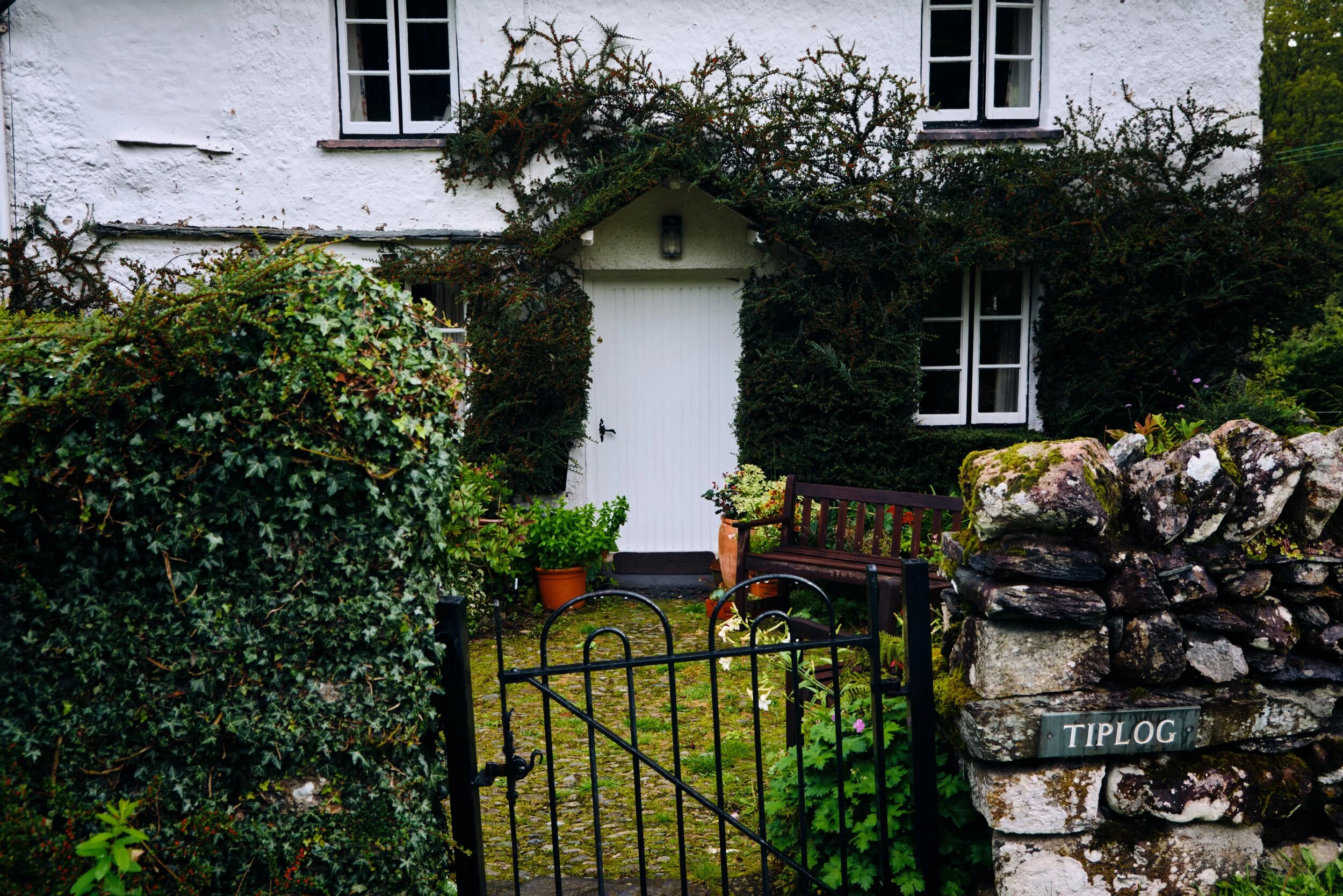 The Lake District is home to some ridiculously quaint and pretty cottages.