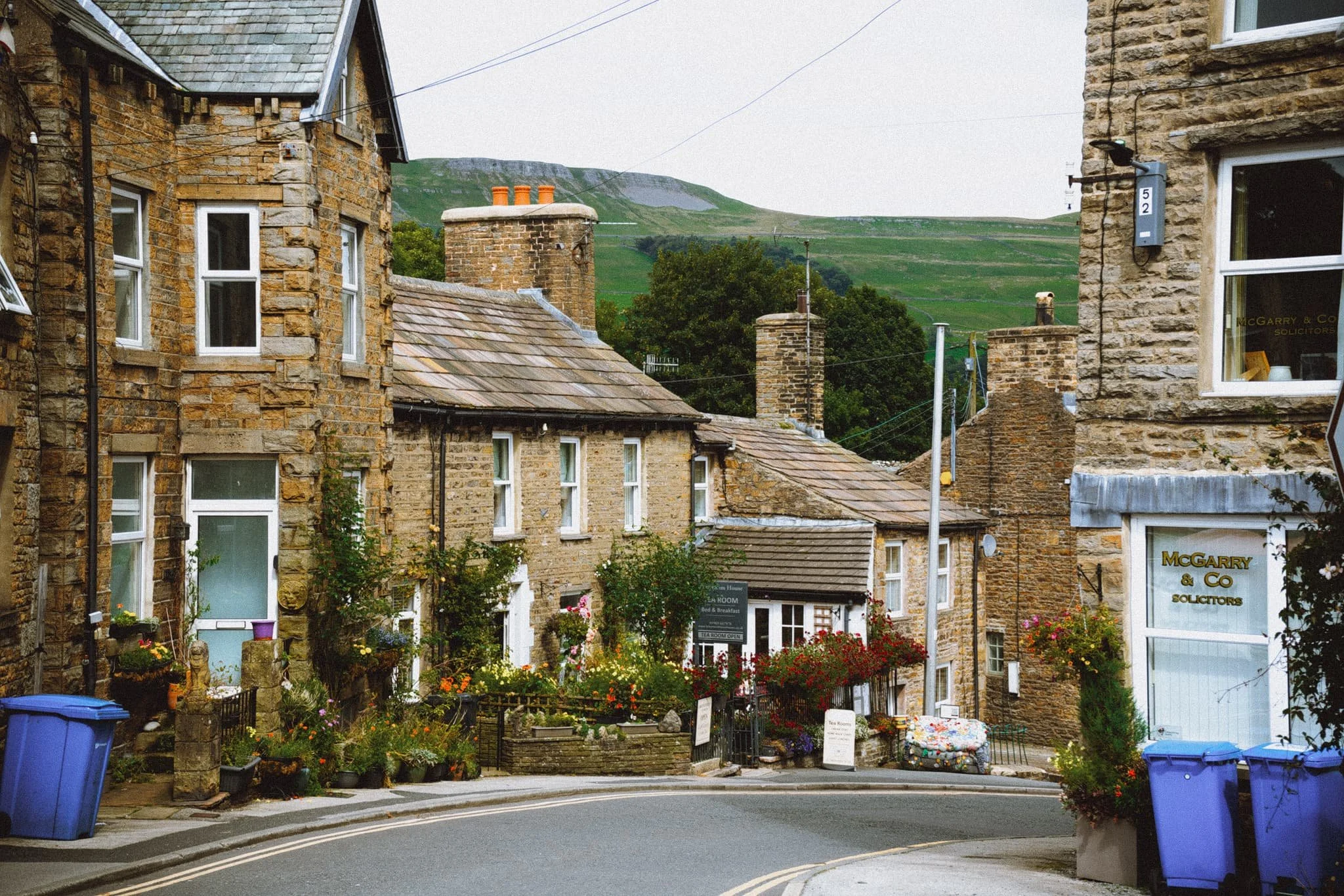 Hawes_Small 04