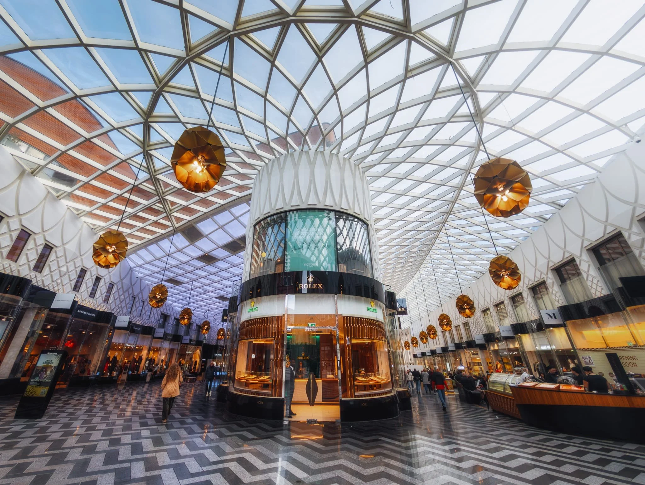 Almost like a snapshot of a Dubai shopping mall. This is Victoria Gate, opened in 2016. Exquisite isn’t it? Quite overwhelming as well.