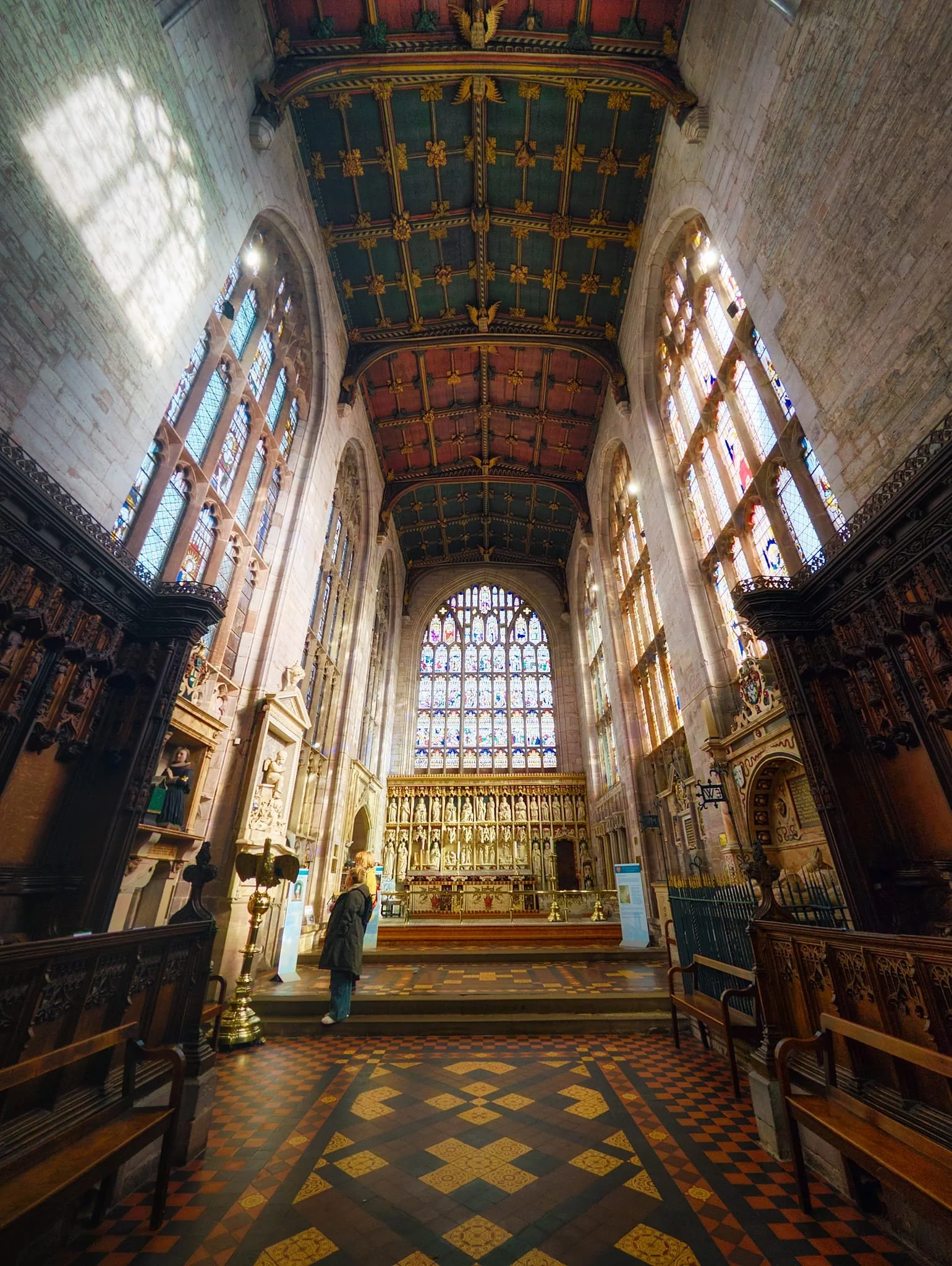 Tucked away in the town centre is St. Laurence’s Church, founded by the Normans in the late 11th century. Major extension work occurred in the 1400s as Ludlow became wealthy through the wool trade. During the mid to late 1800s a lot of the church was extensively repaired and restored.