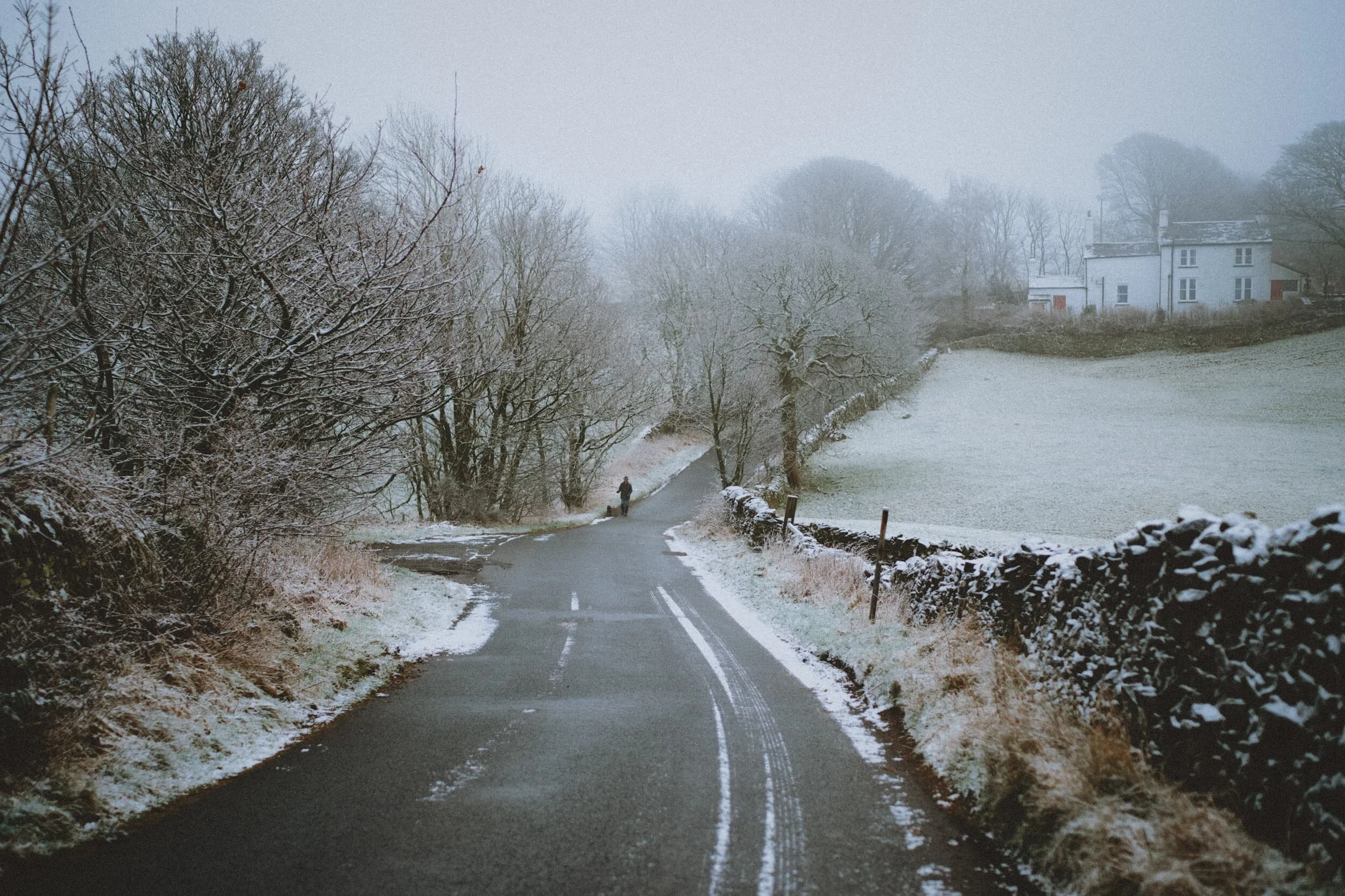 This is the approach to the junction of Old Sedbergh Road and Paddy Lane, where Greyhound Farm sits. Really fogging up now.