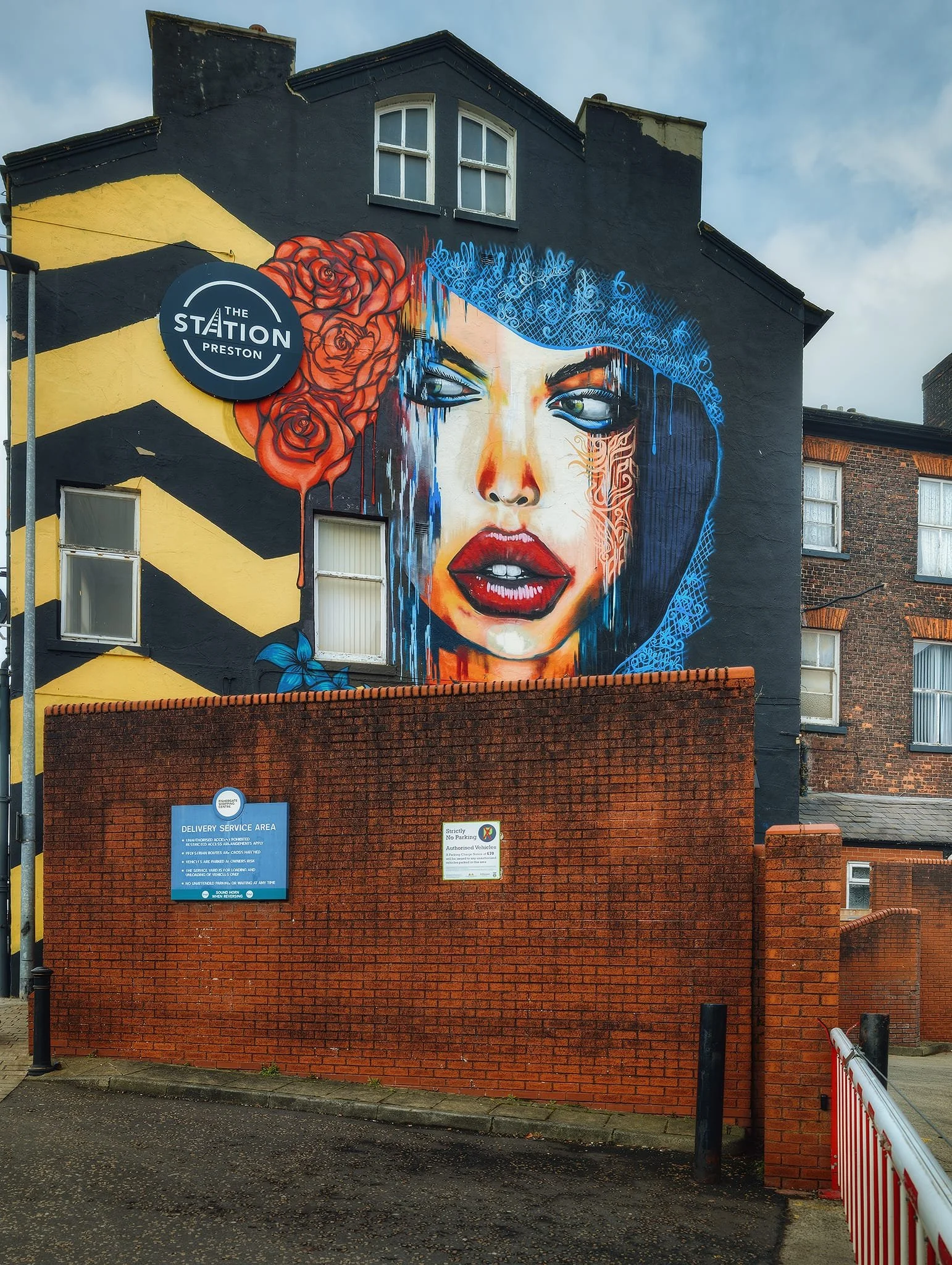 The Station mural, by mural art pair Urban Gypset , featuring the Lancashire red rose.
